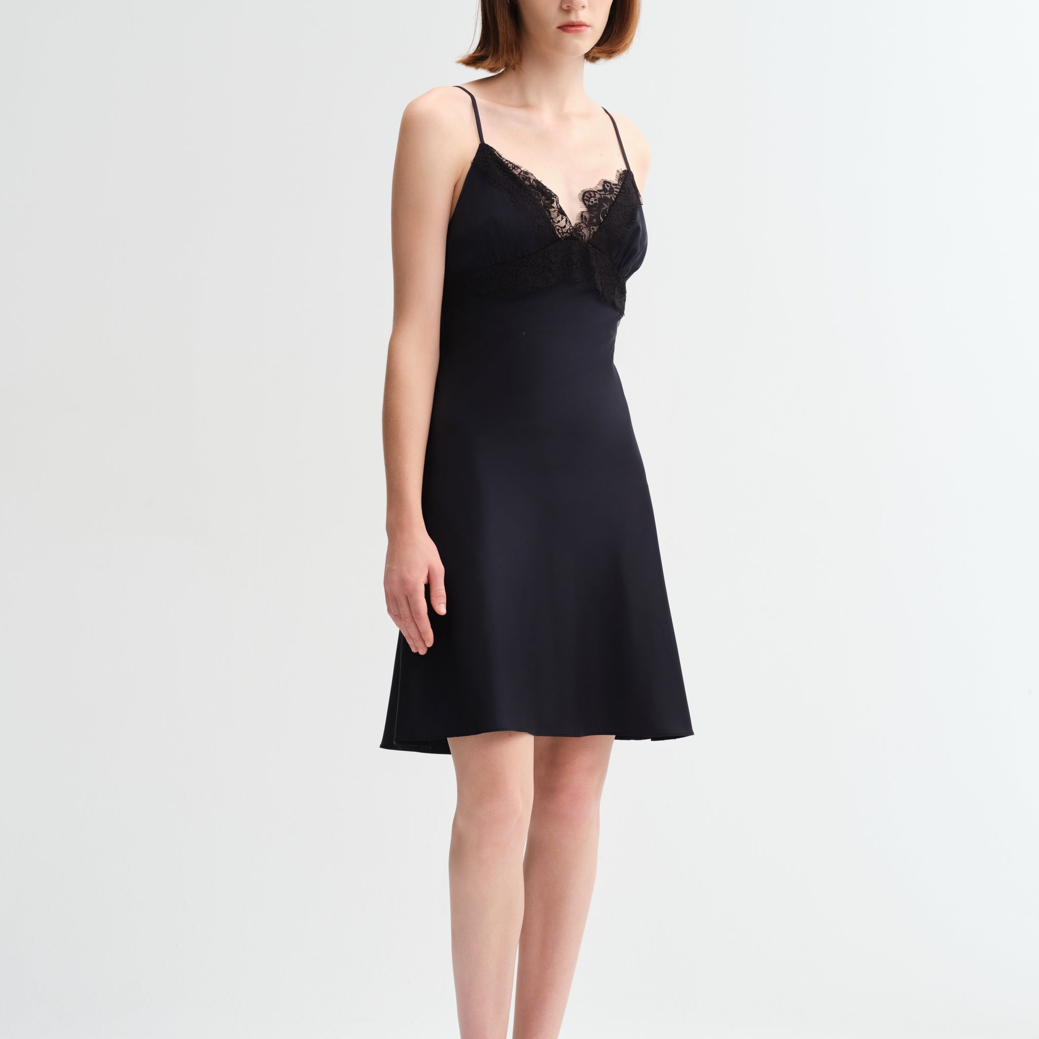 Midnight Lace Spaghetti Strap Short Silk Nightgown/Dress