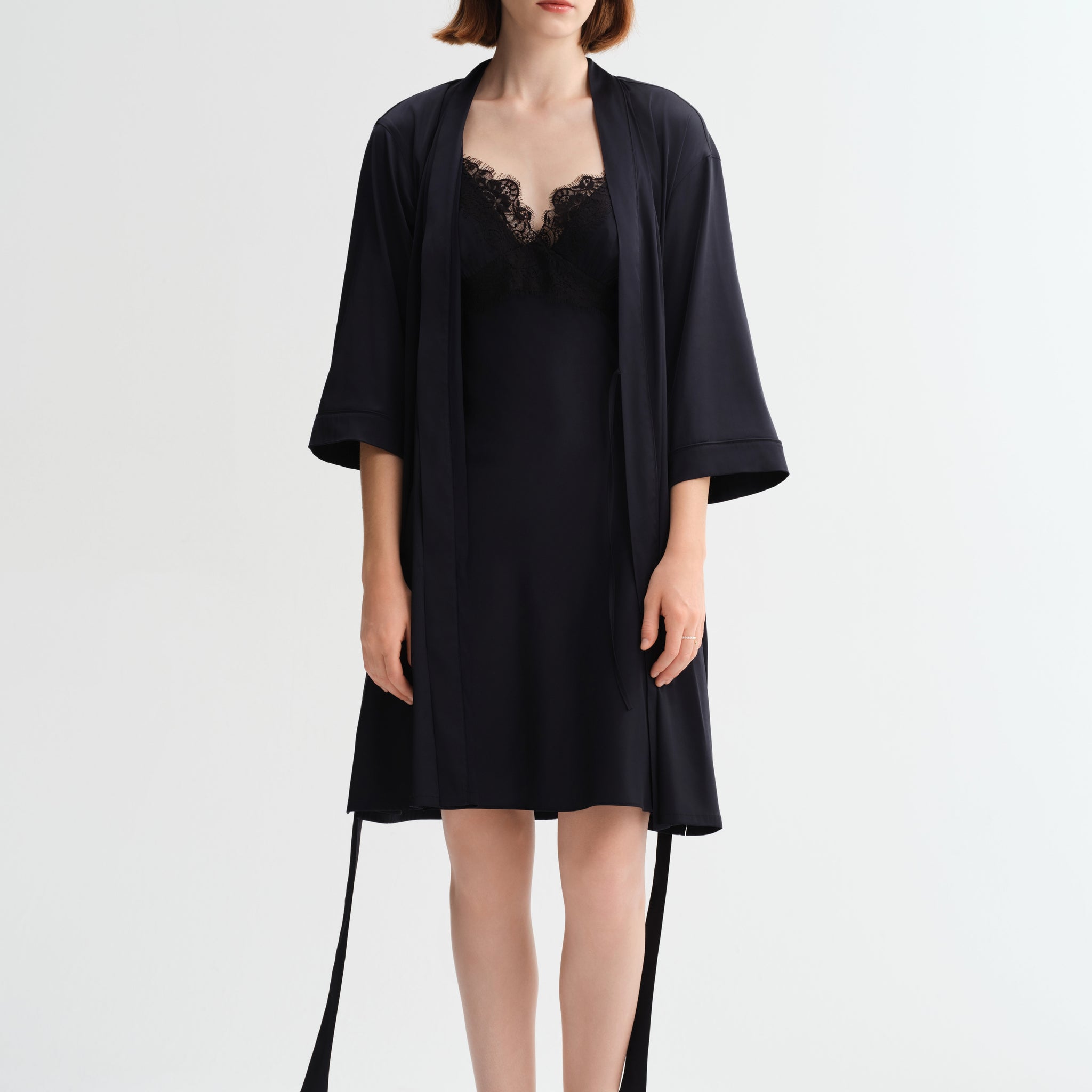 Mystic Noir Lace Silk Robe camisole Pjs Set 2pcs