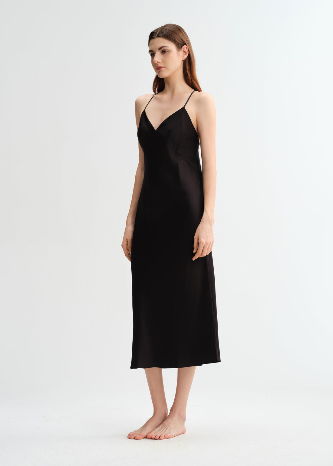 Midnight Elegance V-Neck Spaghetti Strap Long Silk Nightgown/Dress
