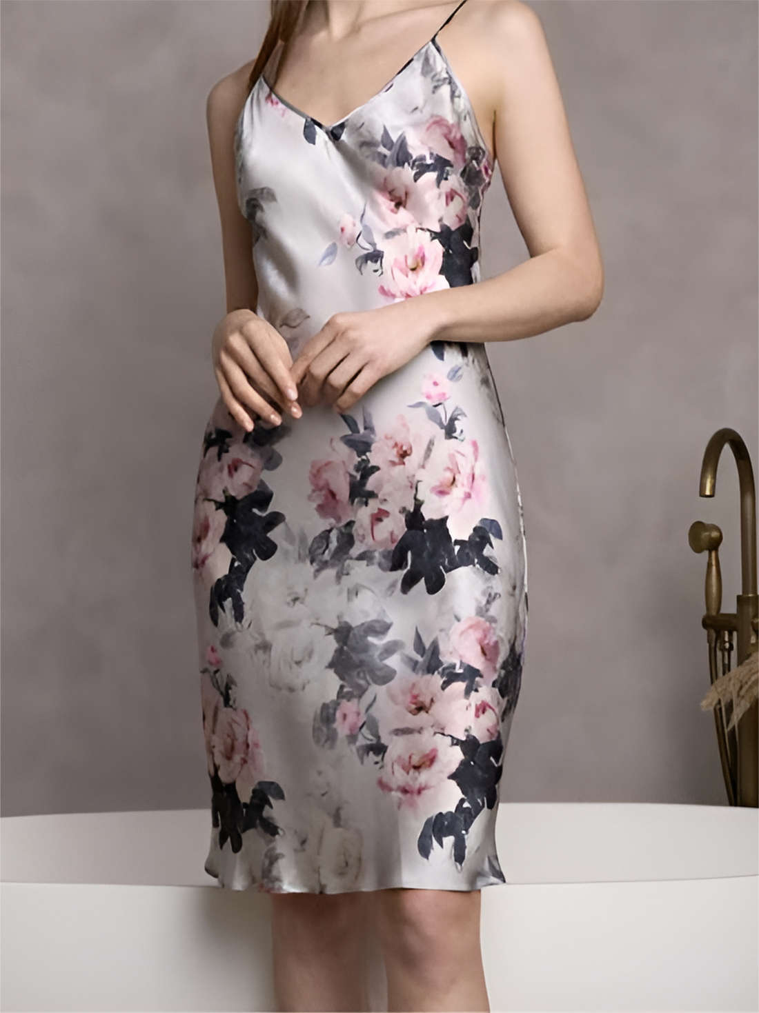 Versatile Elegance Spaghetti Strap Short Silk Nightgown/Dress