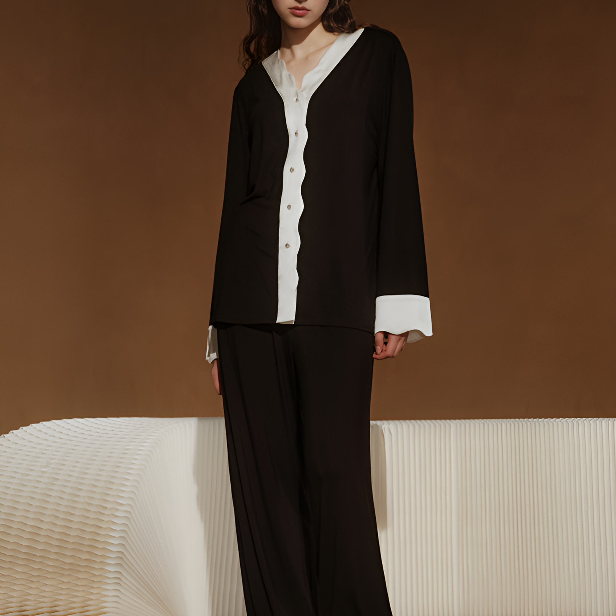 Timeless Noir Silk Silk Pajamas long-sleeved Pjs Set 2Pcs